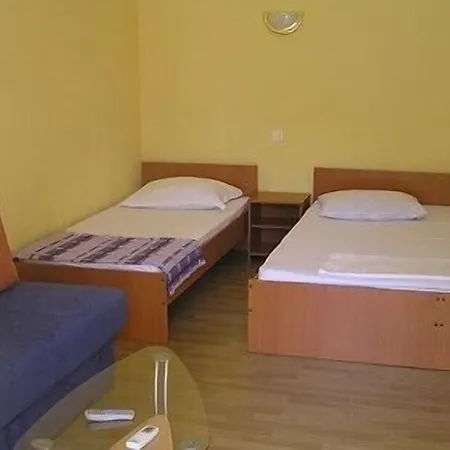 Guest house Angela 3*