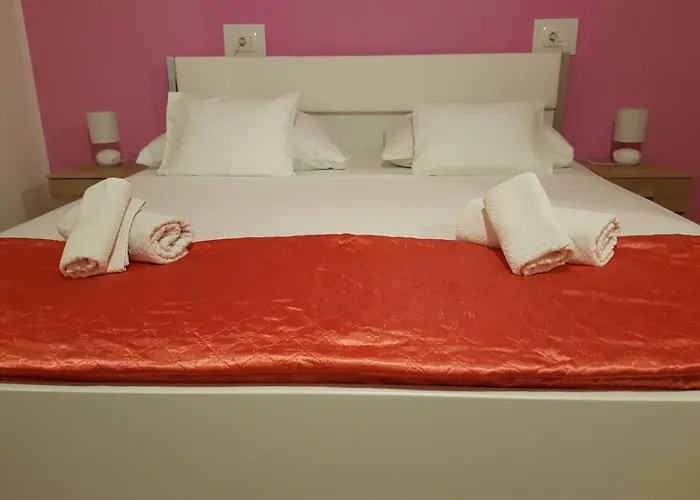 Angela Πανσιόν Σπλιτ