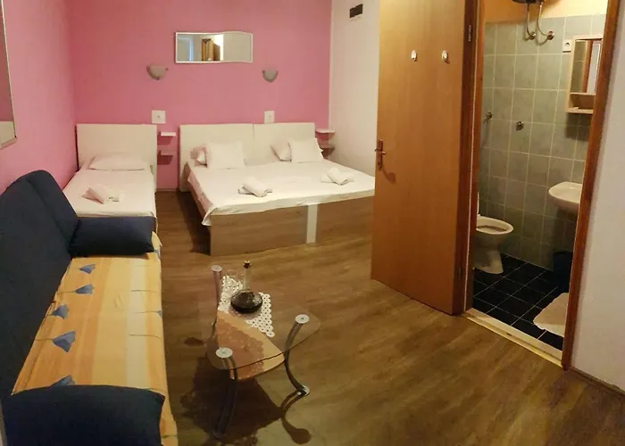 Πανσιόν Angela Σπλιτ