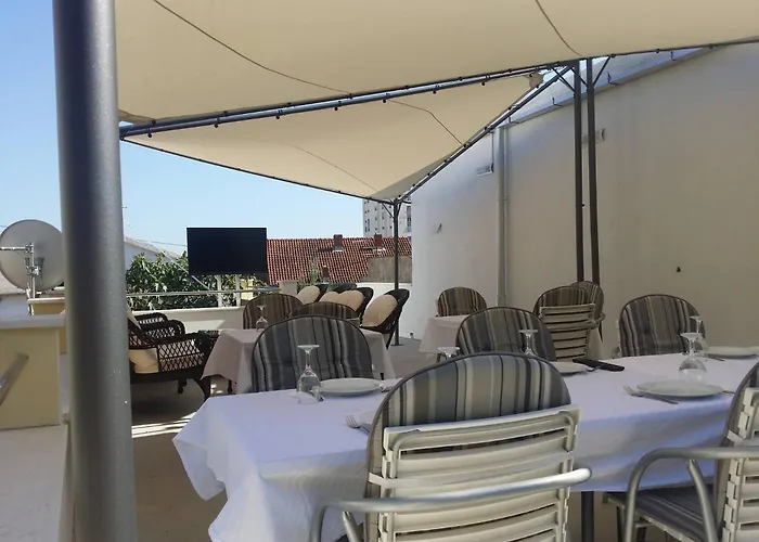 ゲストハウス Angela