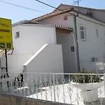 בית הארחה Angela