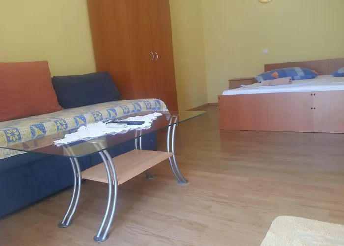 Angela Affittacamere 3*